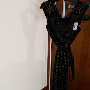 Connected black lace dress w belt tie